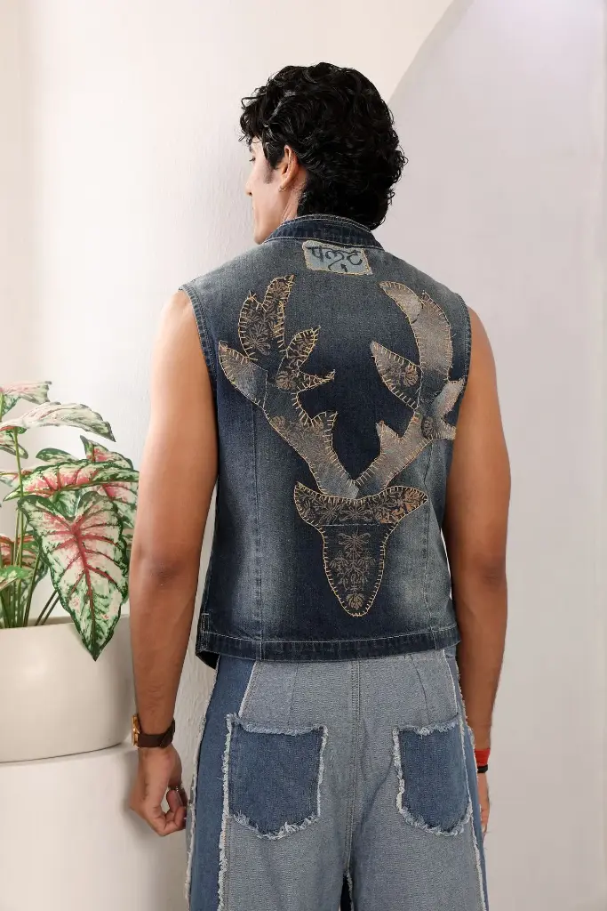 Barasingha Vest
